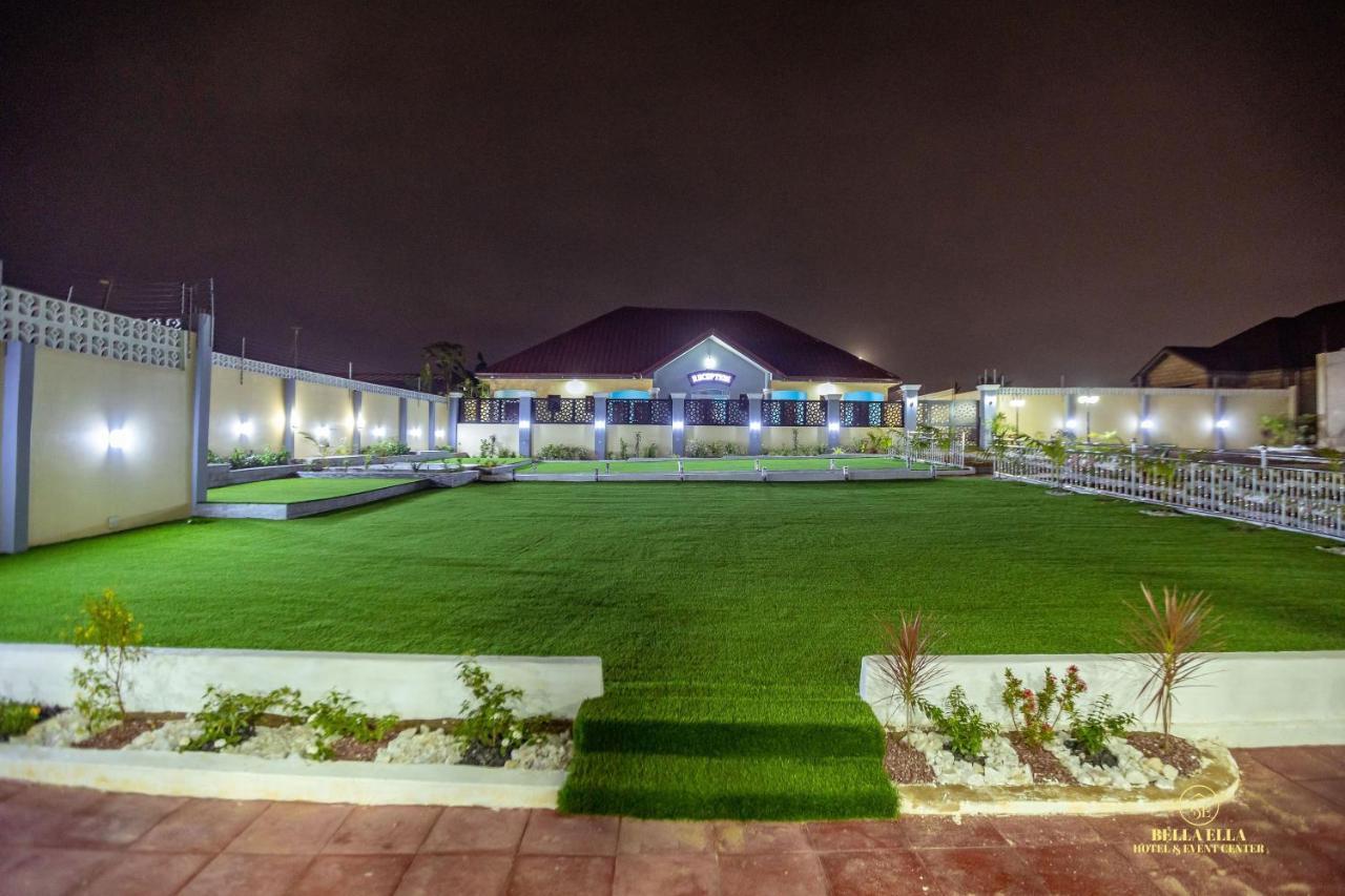 Bella Ella Hotel & Event Center Kasoa 外观 照片