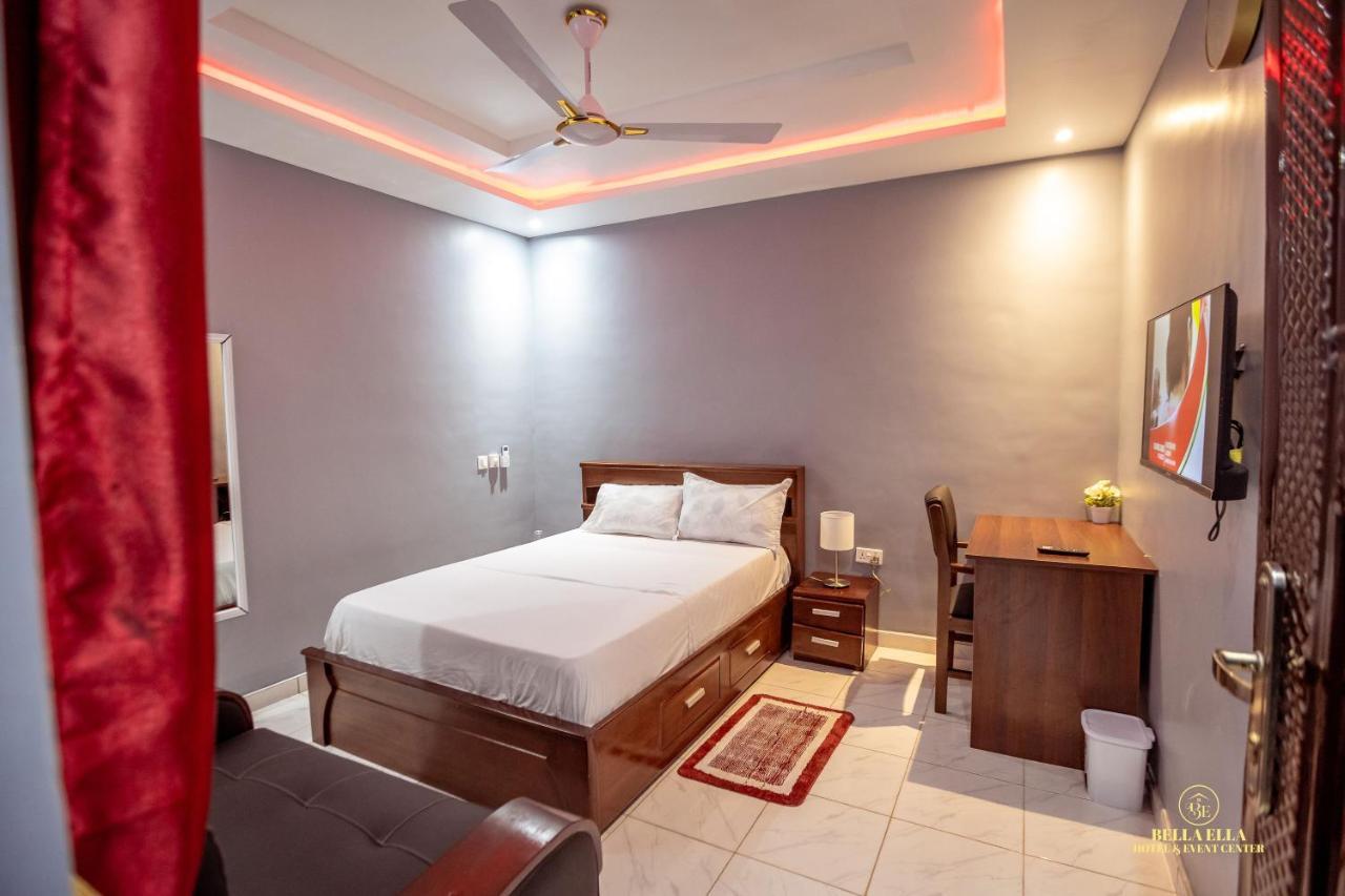 Bella Ella Hotel & Event Center Kasoa 外观 照片
