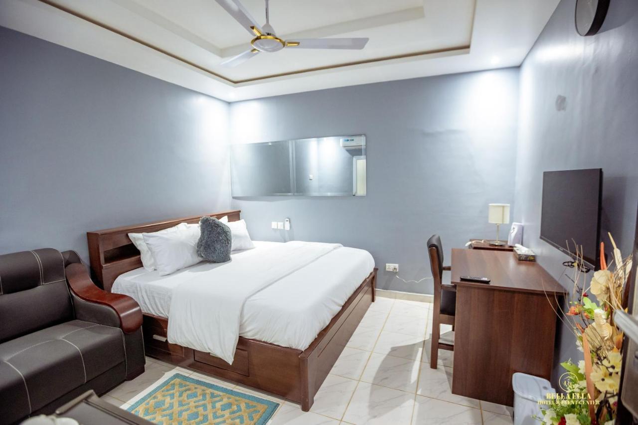 Bella Ella Hotel & Event Center Kasoa 外观 照片