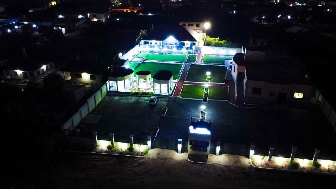 Bella Ella Hotel & Event Center Kasoa 外观 照片