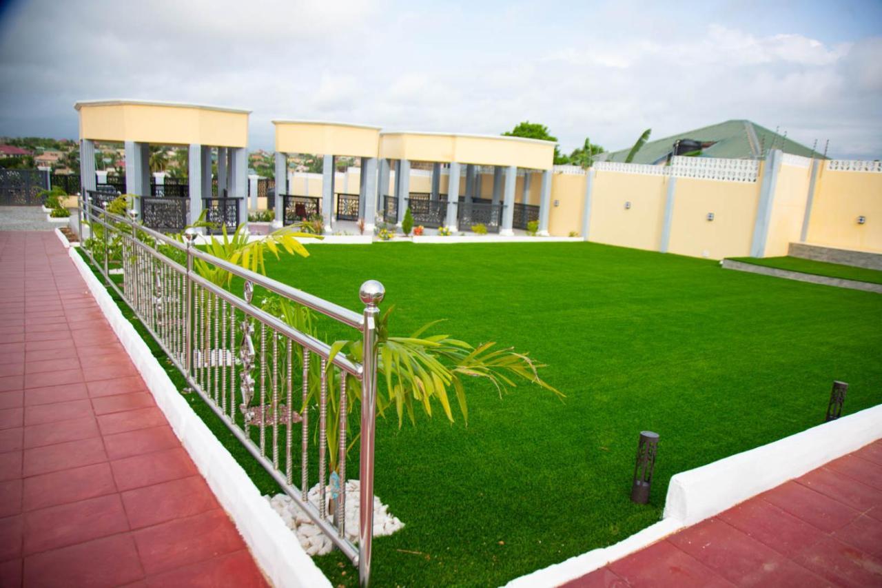 Bella Ella Hotel & Event Center Kasoa 外观 照片